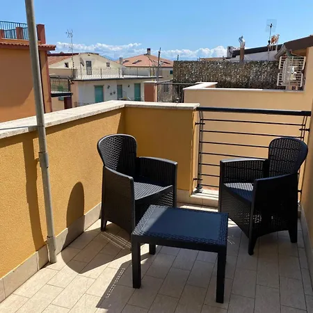 La Punta Della Signora Apartment