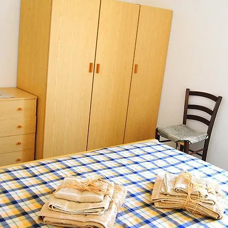 La Punta Della Signora Apartment