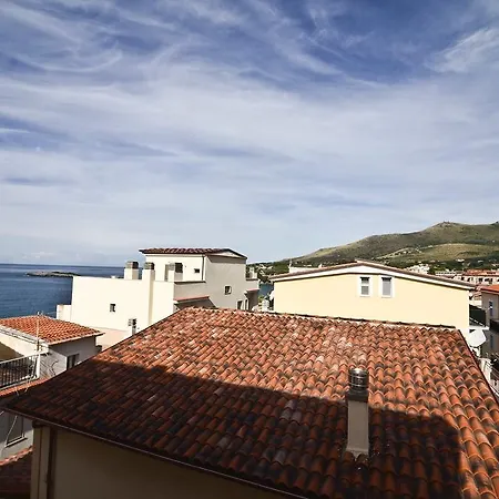 La Punta Della Signora